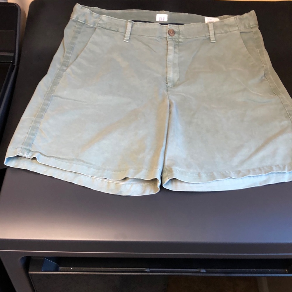 GAP Green Girlfriend Chino Short, 16 tall